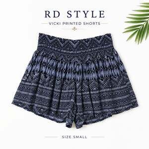 RD Style Vicki Printed Shorts Small Navy Black Tribal Smocked Waist NWT
